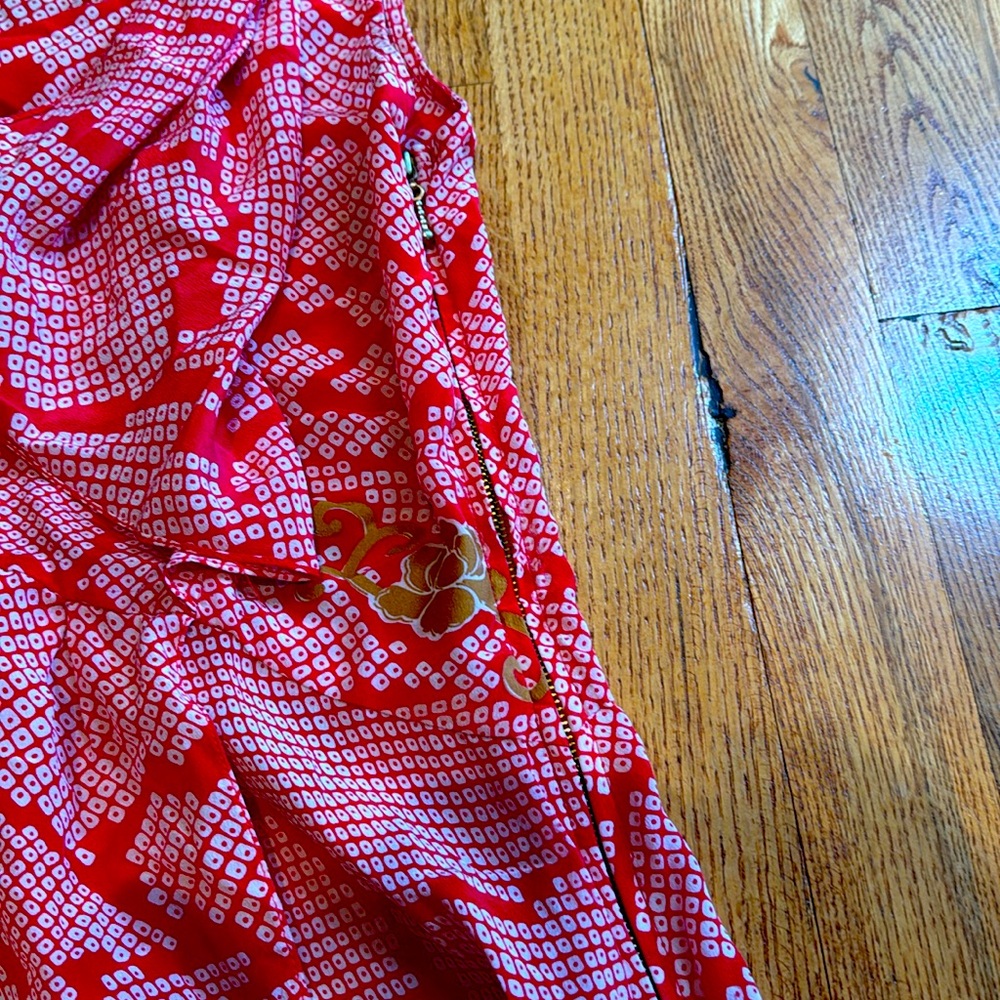 Leifsdottir Anthropologie 100% silk red white and gold floral tank size small - Picture 4 of 4